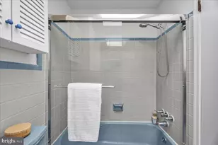 2505 Pine St, Philadelphia, PA 19103 - Photo 20