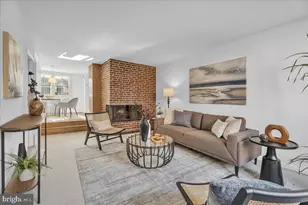 2505 Pine St, Philadelphia, PA 19103 - Photo 8