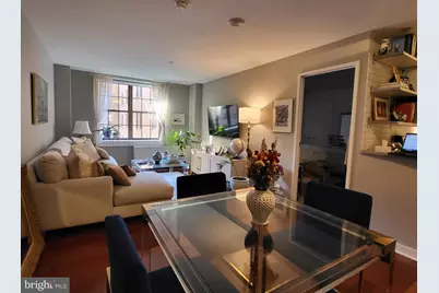 219 S 18th Street #1219, Philadelphia, PA 19103 - Photo 2