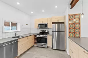 2558 Cedar St, Philadelphia, PA 19125 - Photo 12