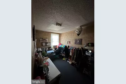 2529 S Ashford Street, Philadelphia, PA 19153 - Photo 18