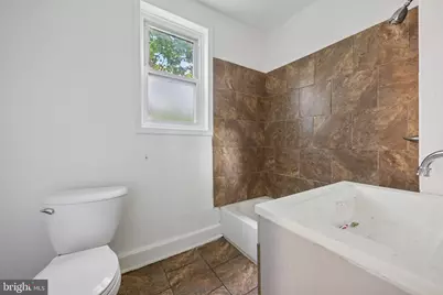 2416 N Carlisle Street, Philadelphia, PA 19132 - Photo 10