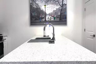 1115 N American St, Philadelphia, PA 19123 - Photo 4