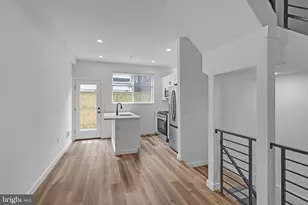 1526 W Seybert St, Philadelphia, PA 19121 - Photo 6