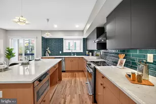 762 N Taylor St, Philadelphia, PA 19130 - Photo 6