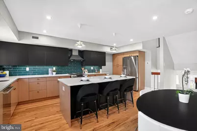 762 N Taylor Street, Philadelphia, PA 19130 - Photo 4