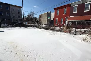 2401 N Orkney St, Philadelphia, PA 19133 - Photo 16