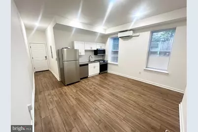 405 S 42nd Street #1REAR, Philadelphia, PA 19104 - Photo 2