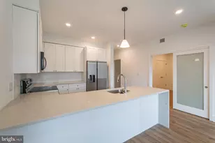 2101 Washington Ave, Philadelphia, PA 19146 - Photo 8