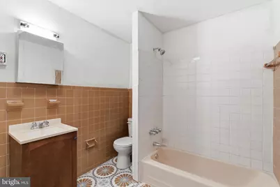 1417 Lombard Street, Philadelphia, PA 19146 - Photo 10