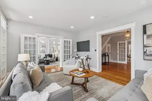 433 E Gorgas Ln, Philadelphia, PA 19119 - Photo 4