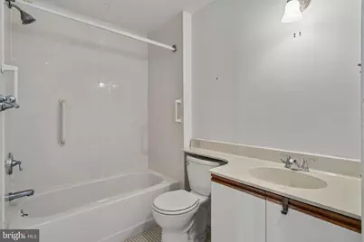 1601 Spring Garden Street #410, Philadelphia, PA 19130 - Photo 10