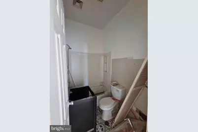 701 W Girard Avenue, Philadelphia, PA 19123 - Photo 24