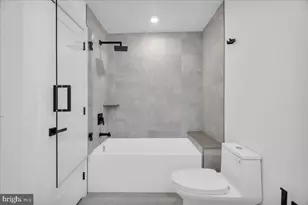 2615 E Boston St, Philadelphia, PA 19125 - Photo 16