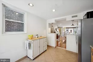 1913 S Iseminger St, Philadelphia, PA 19148 - Photo 18