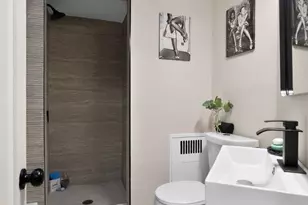 321 E Gorgas Ln, Philadelphia, PA 19119 - Photo 18