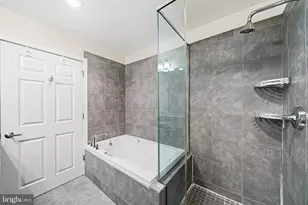 22 S Front St, Philadelphia, PA 19106 - Photo 12