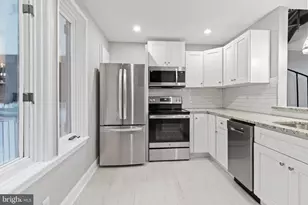 627 N 18th St, Philadelphia, PA 19130 - Photo 2