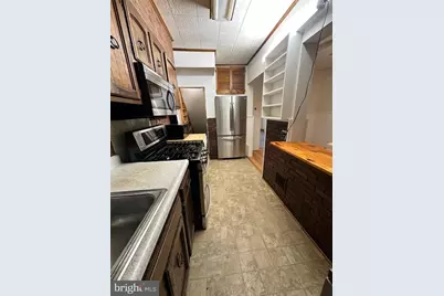 7105 Guyer Avenue, Philadelphia, PA 19153 - Photo 2