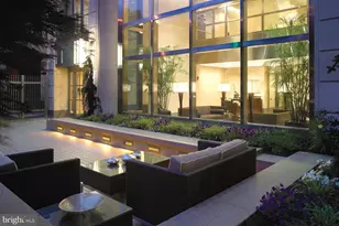 1706 Rittenhouse Square, Philadelphia, PA 19103 - Photo 2