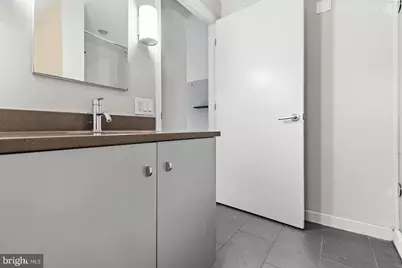 2101 Market Street #305, Philadelphia, PA 19103 - Photo 16