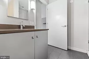 2101 Market St, Philadelphia, PA 19103 - Photo 16