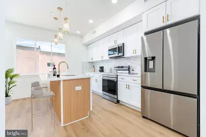 737 N 42nd Street, Philadelphia, PA 19104 - Photo 6