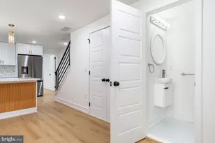 737 N 42nd St, Philadelphia, PA 19104 - Photo 34