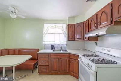 915 Borbeck Avenue, Philadelphia, PA 19111 - Photo 18