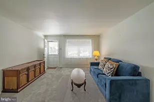 915 Borbeck Ave, Philadelphia, PA 19111 - Photo 14