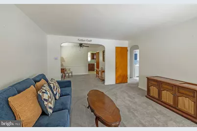 915 Borbeck Avenue, Philadelphia, PA 19111 - Photo 12