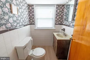 915 Borbeck Ave, Philadelphia, PA 19111 - Photo 26