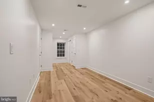 152 Fairmount Ave, Philadelphia, PA 19123 - Photo 12