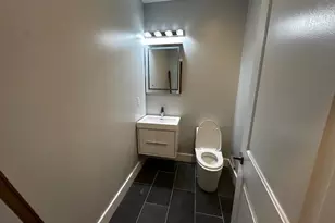 1005 N Marshall St, Philadelphia, PA 19123 - Photo 4