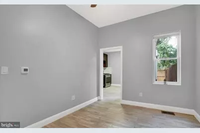 2435 W Jefferson Street, Philadelphia, PA 19121 - Photo 6