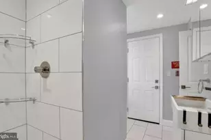 2435 W Jefferson St, Philadelphia, PA 19121 - Photo 8