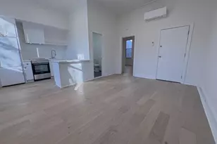 2039 Green St, Philadelphia, PA 19130 - Photo 6