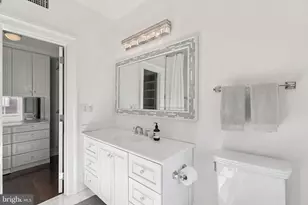 2015 Delancey Pl, Philadelphia, PA 19103 - Photo 36