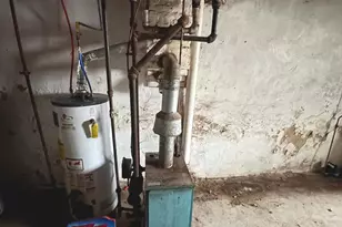 2053 Anchor St, Philadelphia, PA 19124 - Photo 4