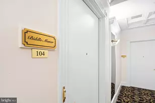 211 S 4th St, Philadelphia, PA 19106 - Photo 18