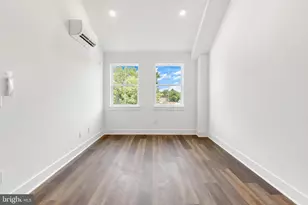 7037 Ridge Ave, Philadelphia, PA 19128 - Photo 8