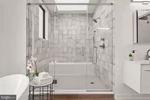 743 S Cleveland St, Philadelphia, PA 19146 - Photo 16