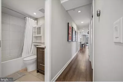 769 N Uber Street #2, Philadelphia, PA 19130 - Photo 18