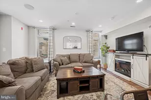 769 N Uber St, Philadelphia, PA 19130 - Photo 8