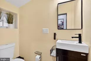 1435 N Redfield St, Philadelphia, PA 19151 - Photo 12