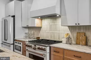 1635 S 5th St, Philadelphia, PA 19148 - Photo 14