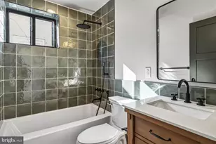 1635 S 5th St, Philadelphia, PA 19148 - Photo 26