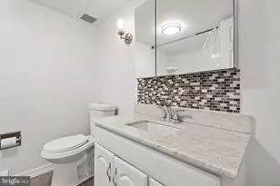 236 Gerritt St, Philadelphia, PA 19147 - Photo 18