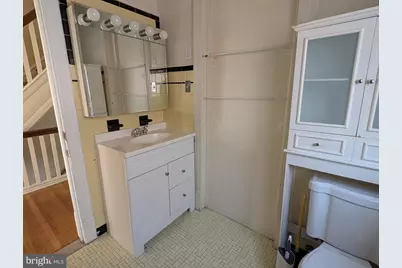 229 E Mount Pleasant Avenue, Philadelphia, PA 19119 - Photo 18