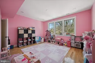 4743 Sheldon St, Philadelphia, PA 19127 - Photo 12